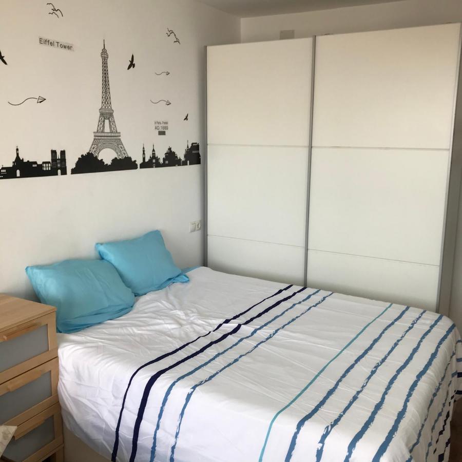 Apartamento Estudio Loft En El Centro Para 3 O 4 Personas Cama Doble Y Sofa Cama Check In A Partir De Las 15 Y 30 Min Pm Y Check Out Hasta Las 11 Y 30 Pm Con Wifi Normalmente No Se Puede Adelantar El Check In Τορρεμολίνος Εξωτερικό φωτογραφία