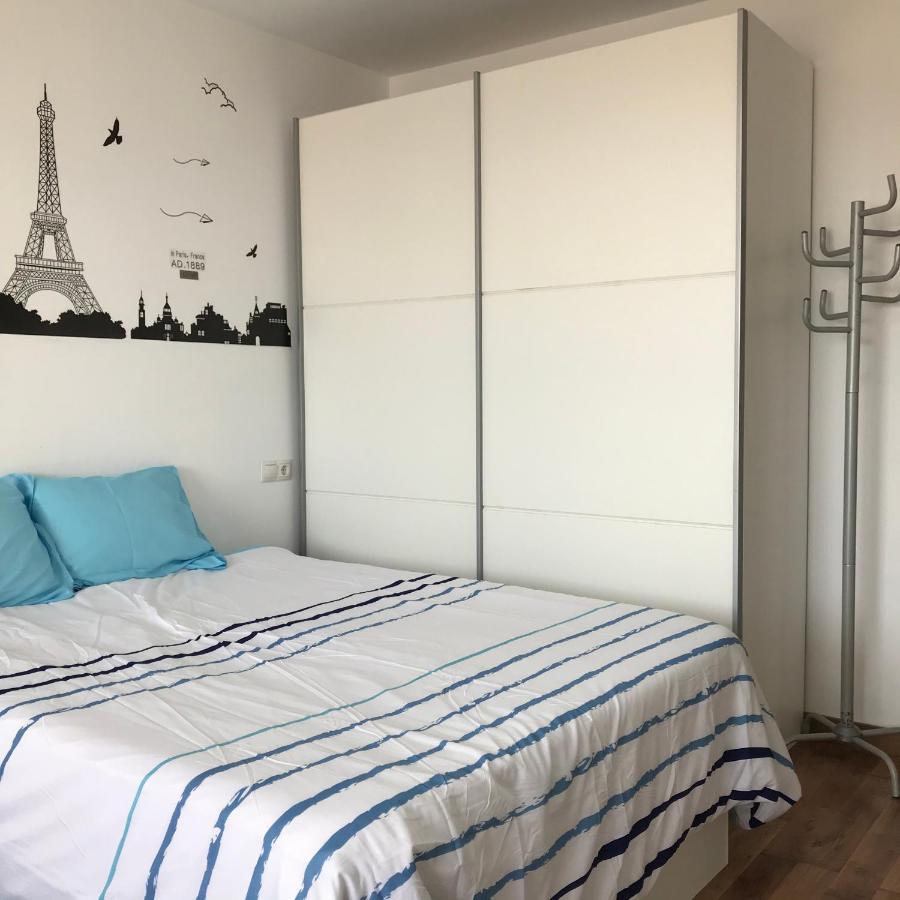Apartamento Estudio Loft En El Centro Para 3 O 4 Personas Cama Doble Y Sofa Cama Check In A Partir De Las 15 Y 30 Min Pm Y Check Out Hasta Las 11 Y 30 Pm Con Wifi Normalmente No Se Puede Adelantar El Check In Τορρεμολίνος Εξωτερικό φωτογραφία