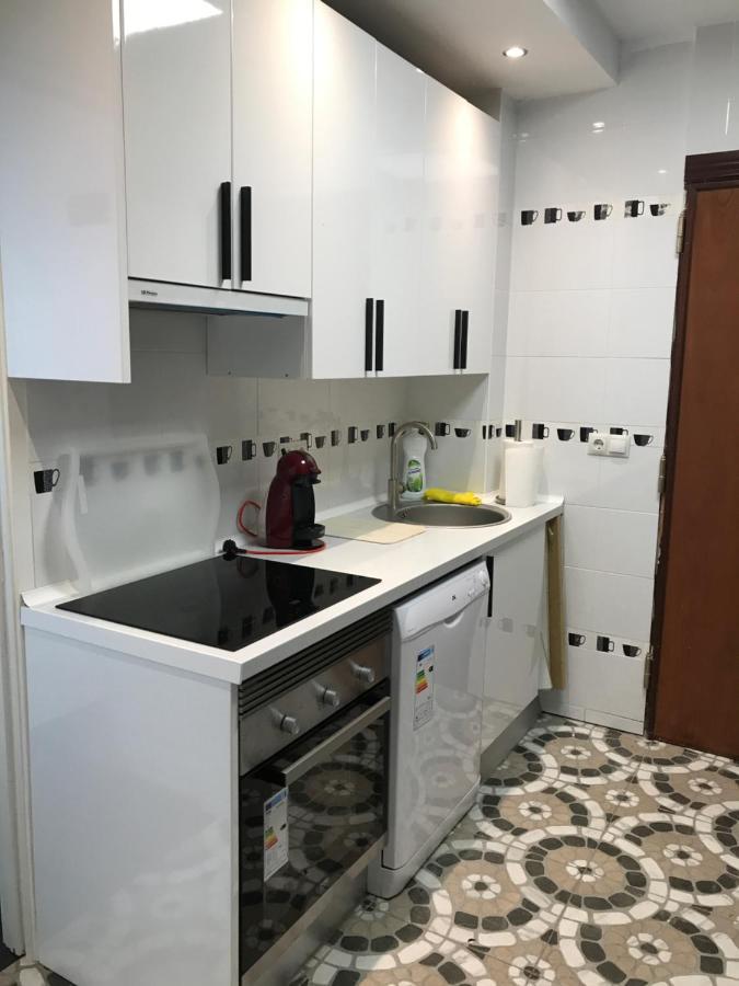 Apartamento Estudio Loft En El Centro Para 3 O 4 Personas Cama Doble Y Sofa Cama Check In A Partir De Las 15 Y 30 Min Pm Y Check Out Hasta Las 11 Y 30 Pm Con Wifi Normalmente No Se Puede Adelantar El Check In Τορρεμολίνος Εξωτερικό φωτογραφία