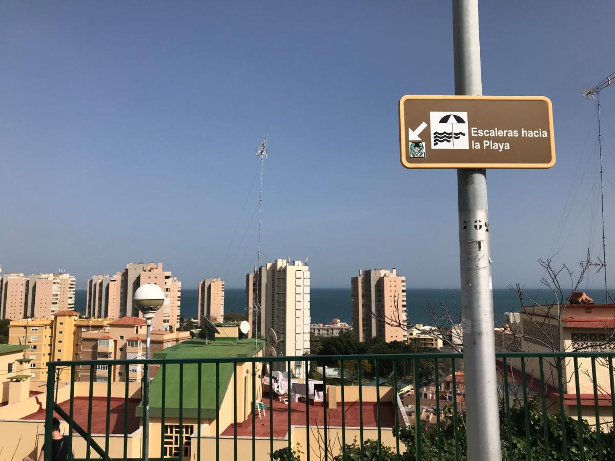 Apartamento Estudio Loft En El Centro Para 3 O 4 Personas Cama Doble Y Sofa Cama Check In A Partir De Las 15 Y 30 Min Pm Y Check Out Hasta Las 11 Y 30 Pm Con Wifi Normalmente No Se Puede Adelantar El Check In Τορρεμολίνος Εξωτερικό φωτογραφία