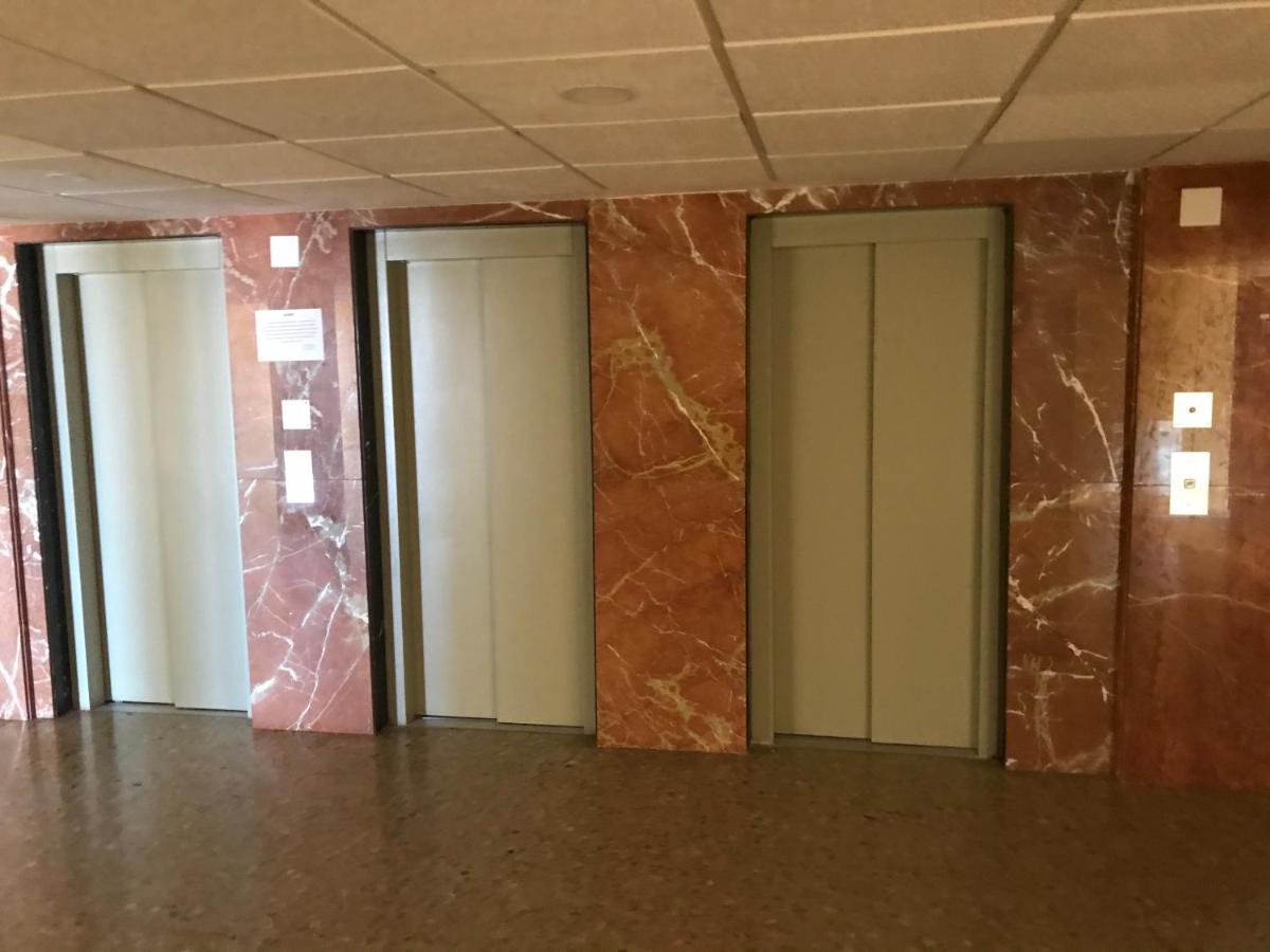 Apartamento Estudio Loft En El Centro Para 3 O 4 Personas Cama Doble Y Sofa Cama Check In A Partir De Las 15 Y 30 Min Pm Y Check Out Hasta Las 11 Y 30 Pm Con Wifi Normalmente No Se Puede Adelantar El Check In Τορρεμολίνος Εξωτερικό φωτογραφία
