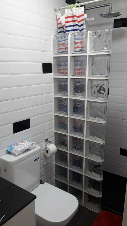 Apartamento Estudio Loft En El Centro Para 3 O 4 Personas Cama Doble Y Sofa Cama Check In A Partir De Las 15 Y 30 Min Pm Y Check Out Hasta Las 11 Y 30 Pm Con Wifi Normalmente No Se Puede Adelantar El Check In Τορρεμολίνος Εξωτερικό φωτογραφία