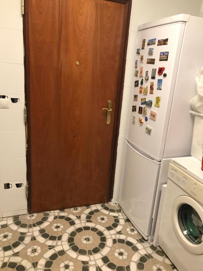 Apartamento Estudio Loft En El Centro Para 3 O 4 Personas Cama Doble Y Sofa Cama Check In A Partir De Las 15 Y 30 Min Pm Y Check Out Hasta Las 11 Y 30 Pm Con Wifi Normalmente No Se Puede Adelantar El Check In Τορρεμολίνος Εξωτερικό φωτογραφία